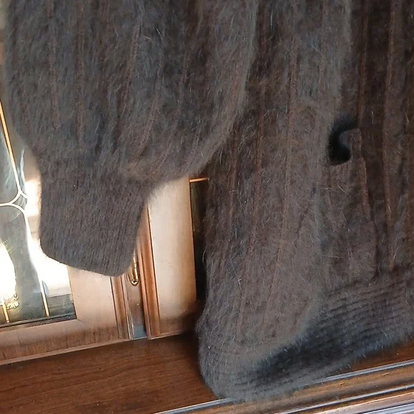 escio Angora Cardigan - Picture 3 of 9